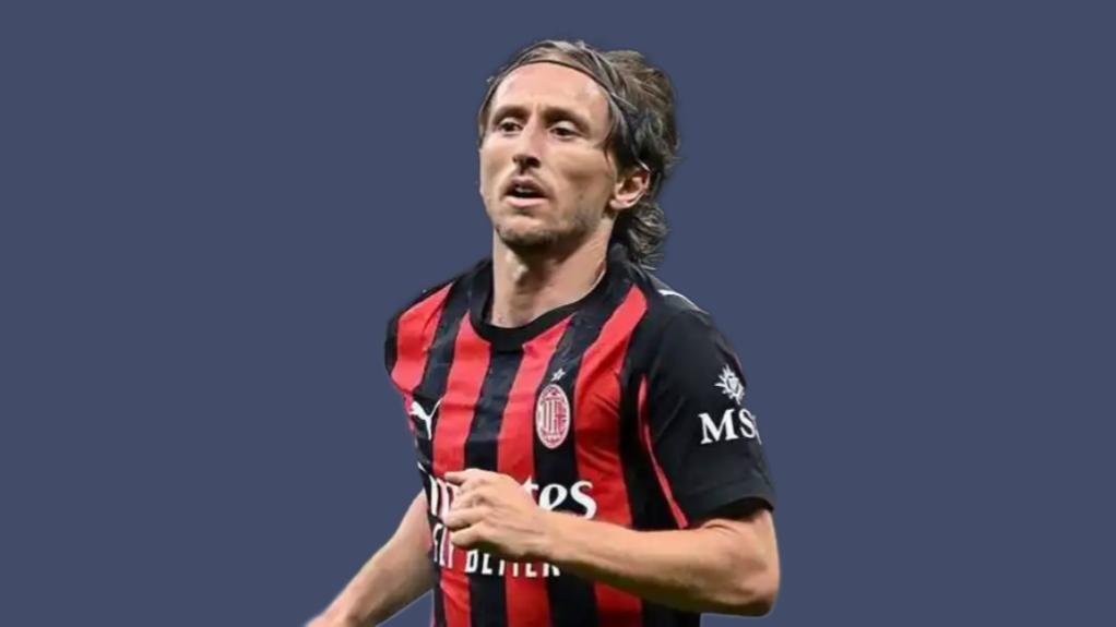 传球失误多，AC米兰却赢球，三大核心优势让都灵输球没脾气。第一，进攻端高效，终