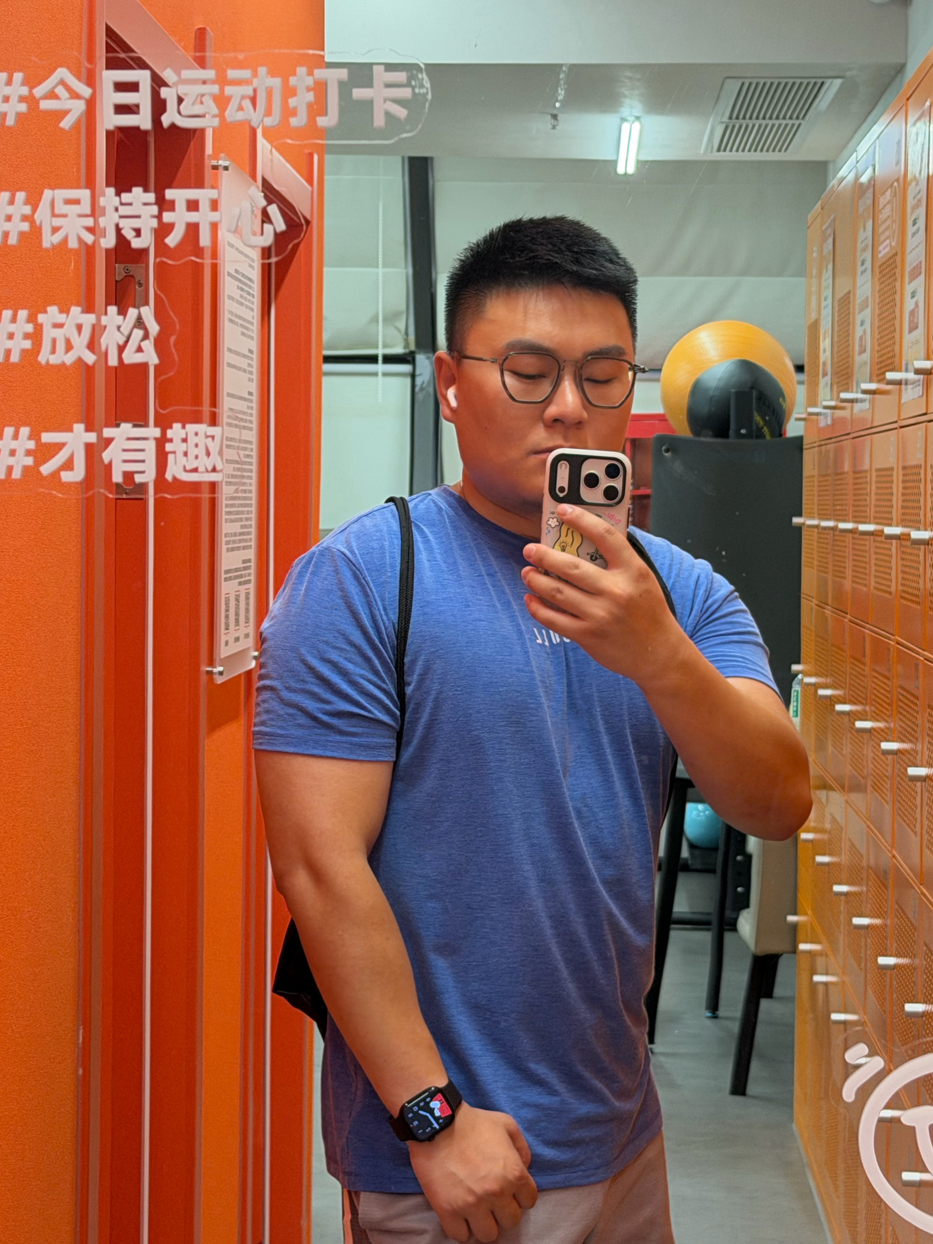 肌肉涨没涨不知道胖肯定素胖了