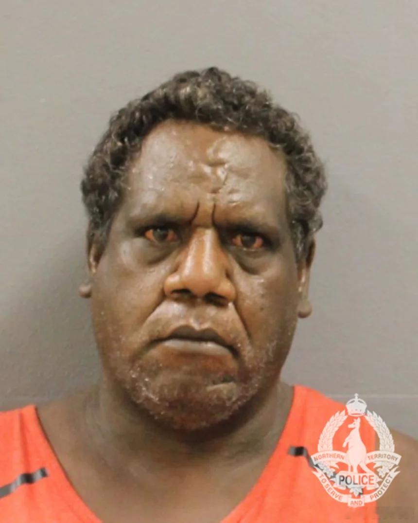 【澳大利亚北领地幼童被杀，引发示威者与警方的激烈冲突】[支持北领地土著居民自决]
