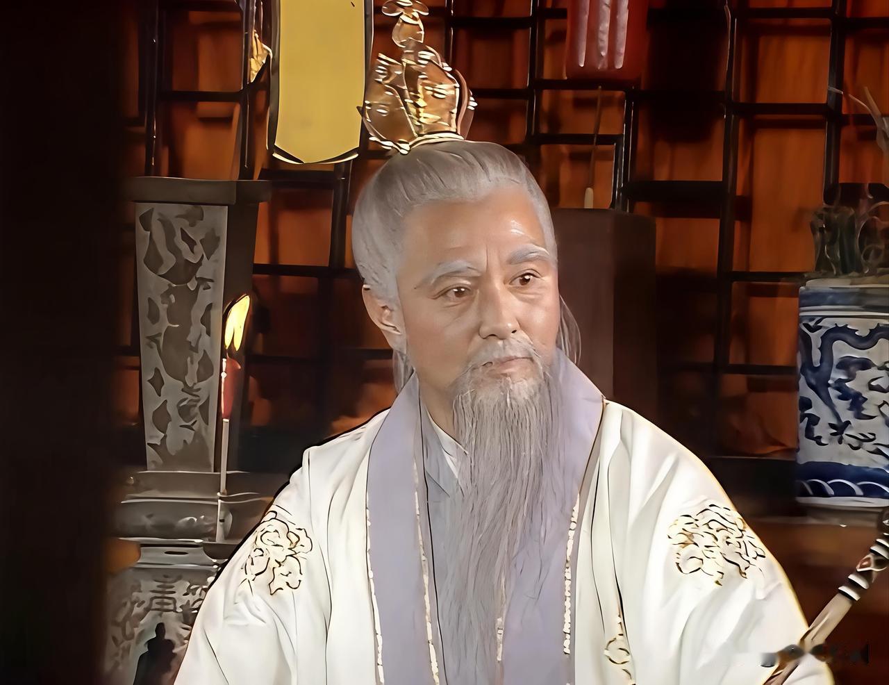 菩提祖师，全称为须菩提祖师，他隐居在西牛贺洲，灵台方寸山，斜月三星洞中，他的弟子