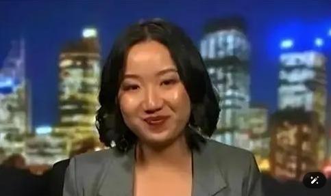 六年前，她亲手炮制"新疆棉"谎言，煽动全球品牌围剿中国产业链；六年后，她移师