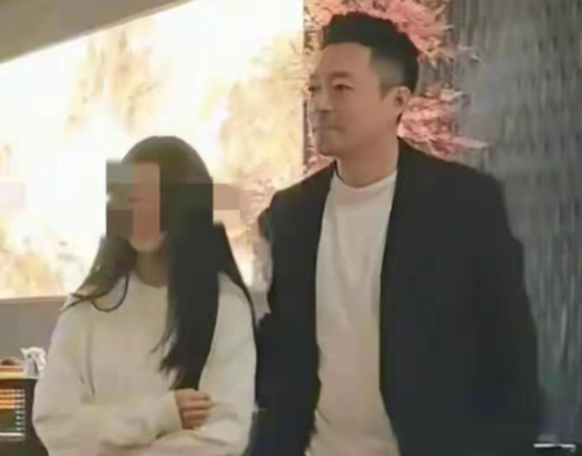 黑子要气疯了！上蹿下跳一天，结果汪小菲转头就和玥儿大秀父女情娱乐