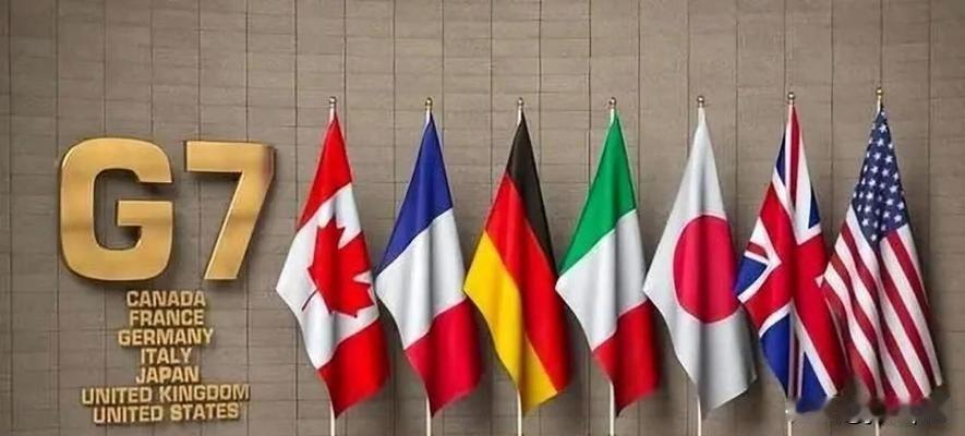 日本首相在G7峰会上坐冷板凳转椅子，日网民都嫌丢人英国伦敦，G7峰会现场。七