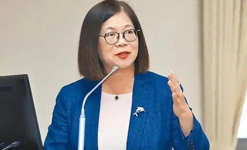 就在今天，台“海巡署主委”管碧玲发表声明，6月11日，针对台湾地区海巡舰艇被