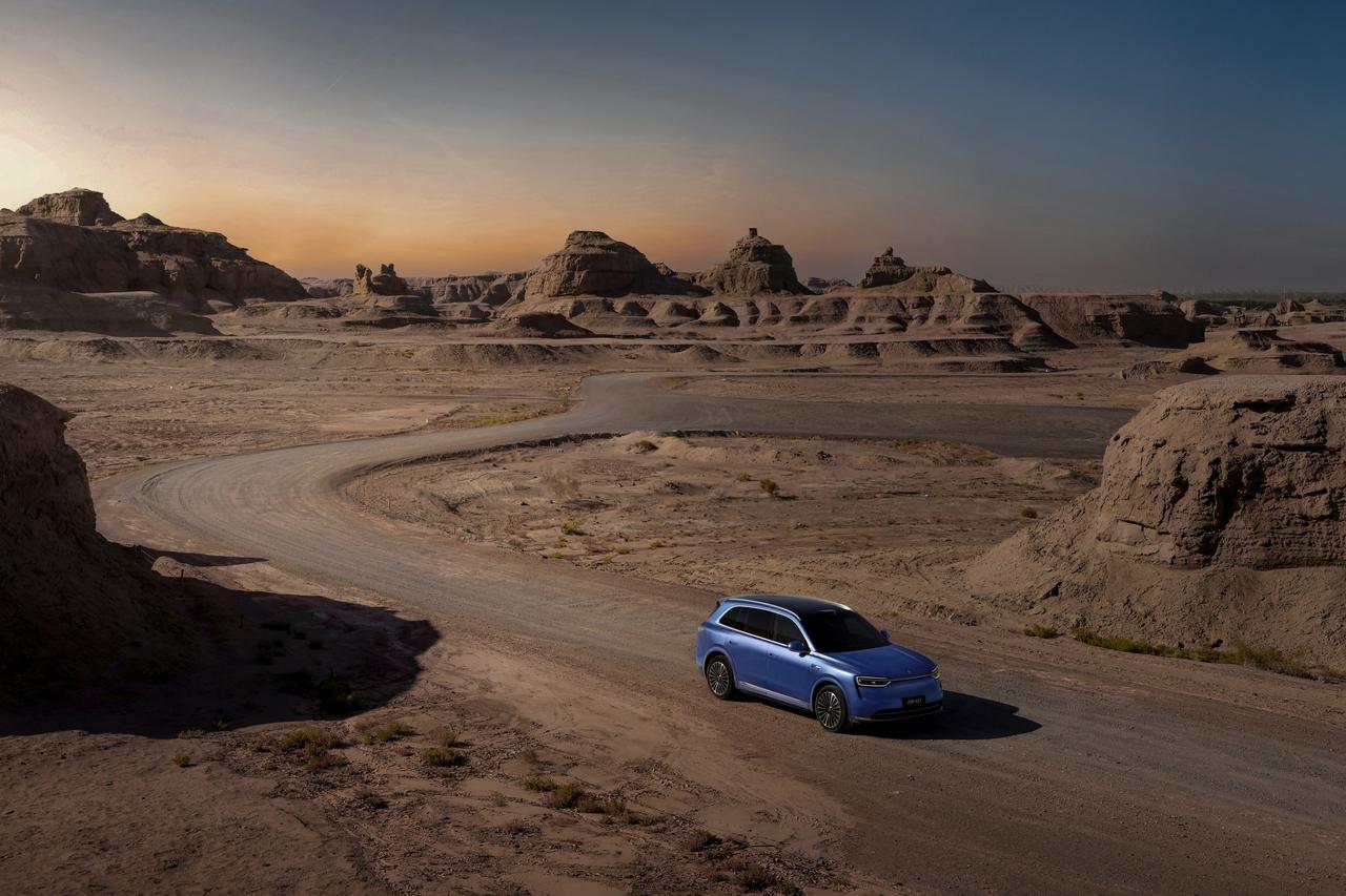 家庭出行的全能伙伴，全新问界M7如何重新定义空间价值？对于多成员家庭而言，周末