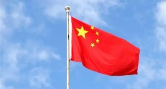 美国这回算是彻底被泼了盆冷水，原本想靠关税大棒在全球横着走，结果刚跟日本谈崩第二