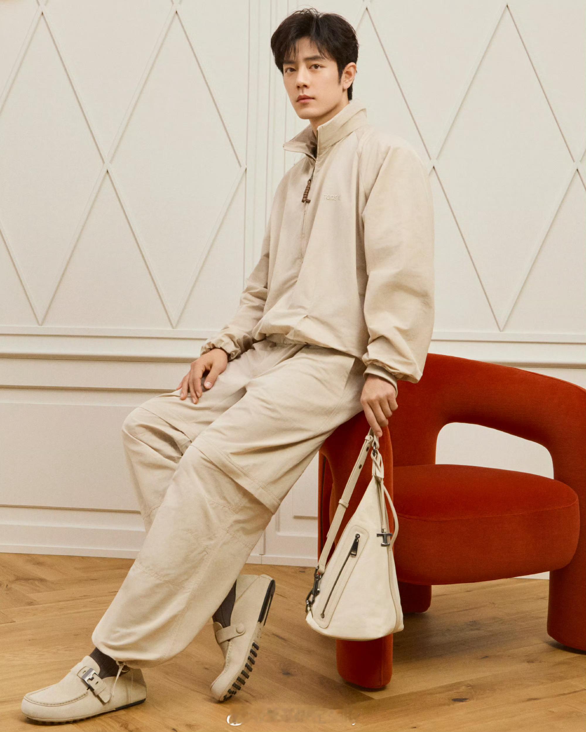 肖战TOD‘S全球代言人与TOD’S的全新联名胶囊系列又双叒揭晓👏