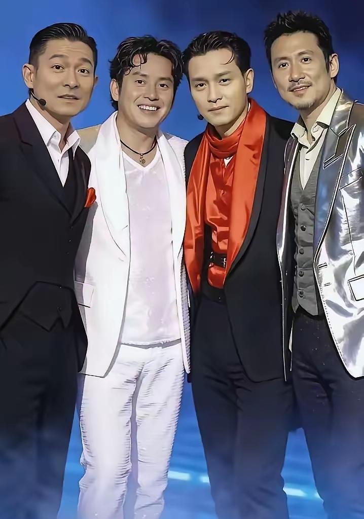 为啥四大天王里没有谭咏麟和张国荣，八十年代香港歌坛可以说就是谭咏麟和张国荣下，可