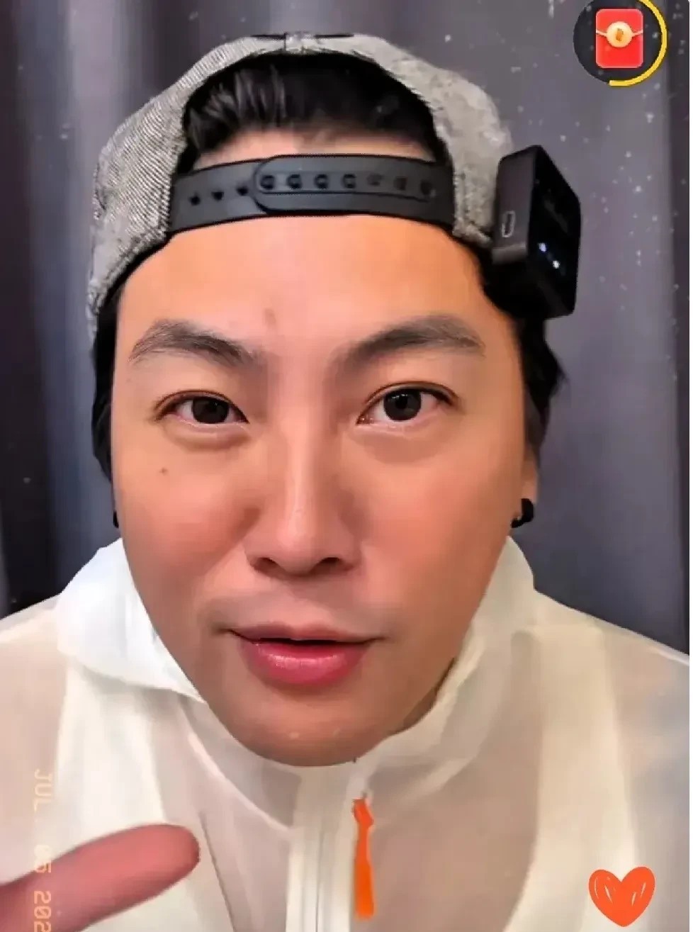 湾湾主播建国评论大S和具俊晔的婚姻！说两人在一起三年语言都不通，S的韩语不好，