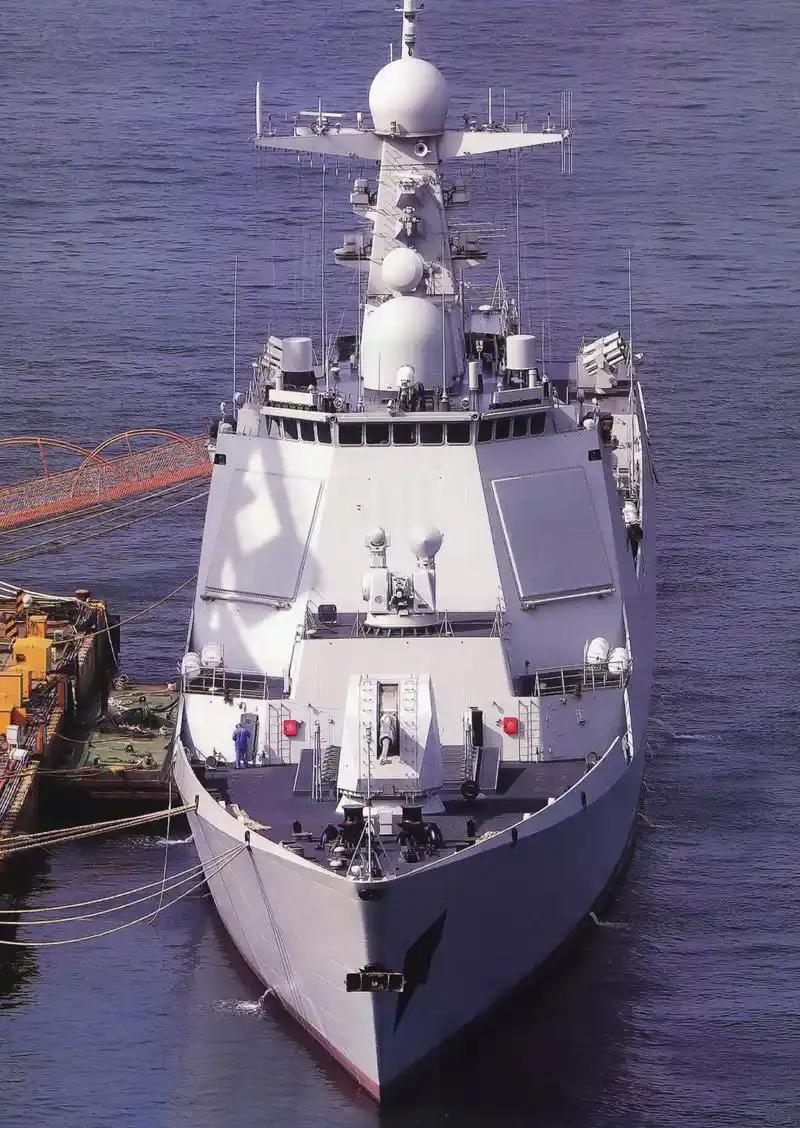 伊朗披露美军力部署这事挺有意思。2月4日伊朗法尔斯通讯社报道，通过实地调查与多方