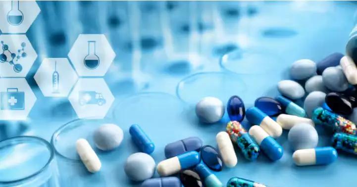 手里这只医药股，拿了三年多，坐了两回过山车，现在还在成本线附近晃悠。有人说我傻，