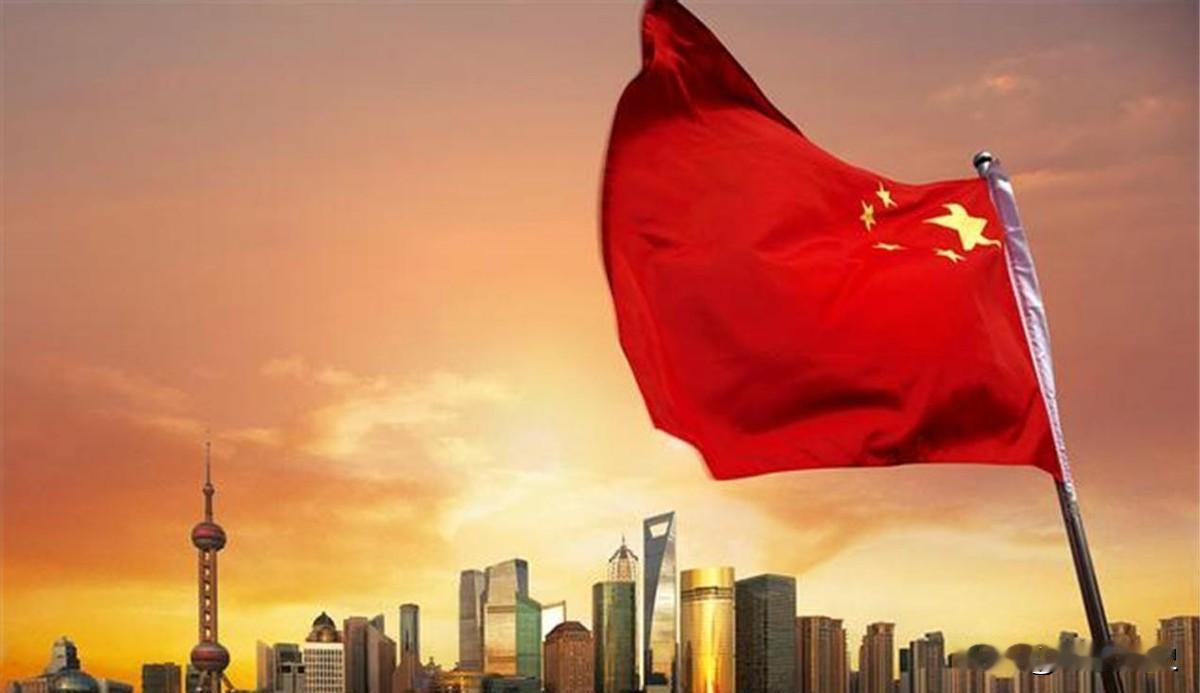 北约一旦踏入俄罗斯本土，中国就必须出兵？很多人还陷在这种兄弟义气的幻想里。错了！