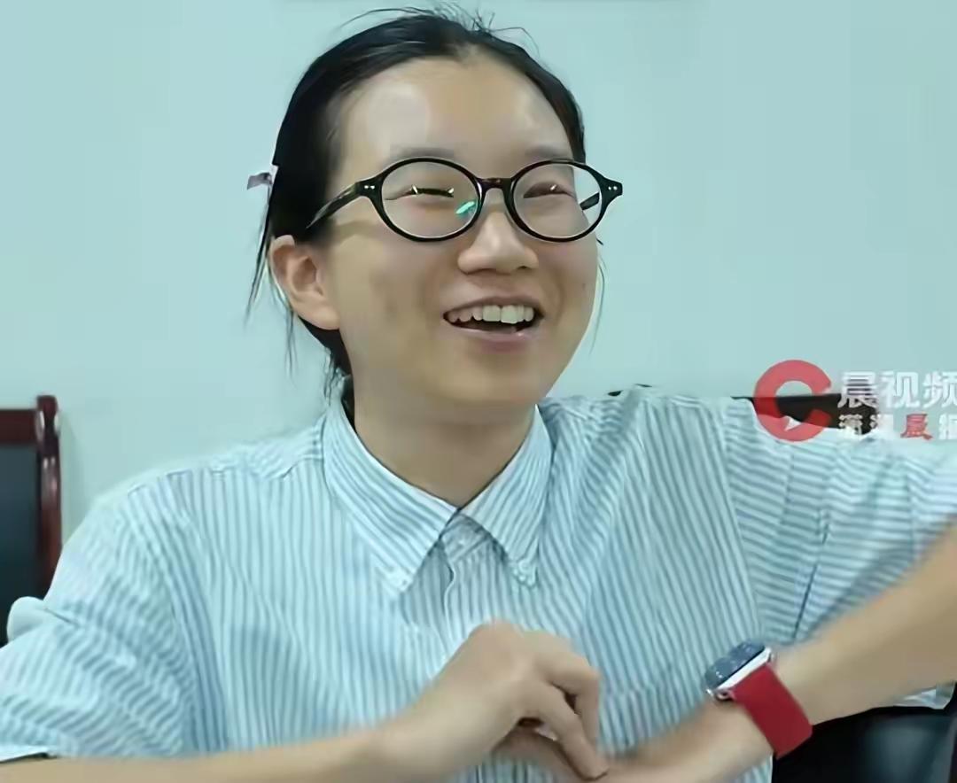 续写正文（全文500字）长沙医学院最近火了，因为该校第一临床学院学生曾欣，