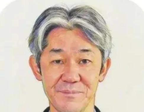 日本教授富坂聪一眼就看透中国的管制措施。他说中国不是在"报复"，是在精准"踩