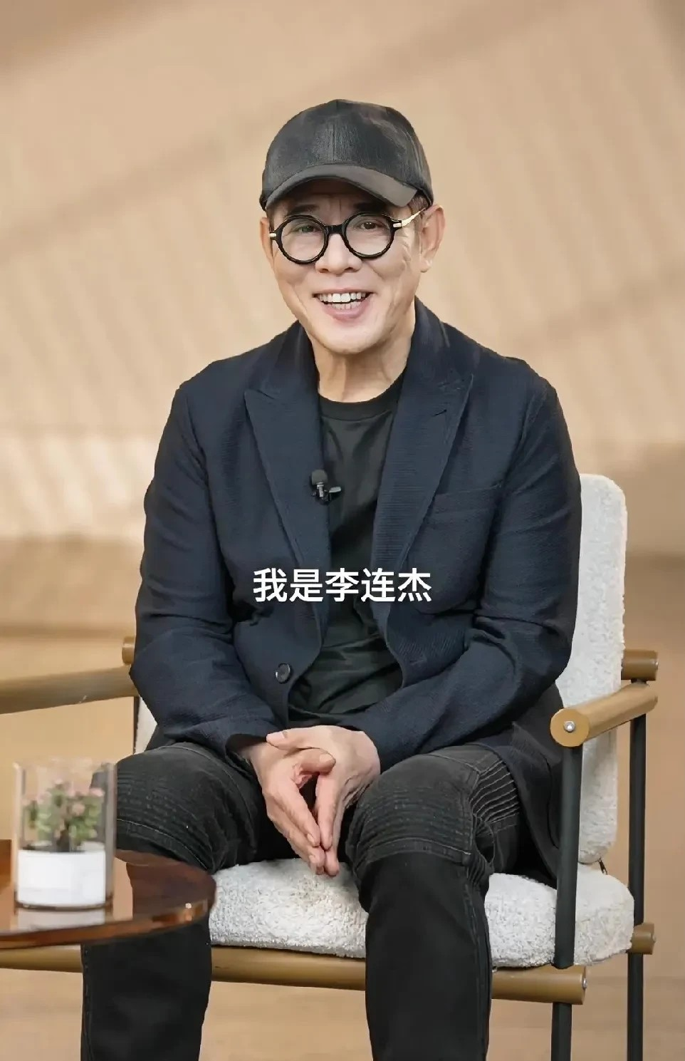 李连杰估计做梦都没想到，就这么凉凉了整整6天过去，在抖音连发5条视频平