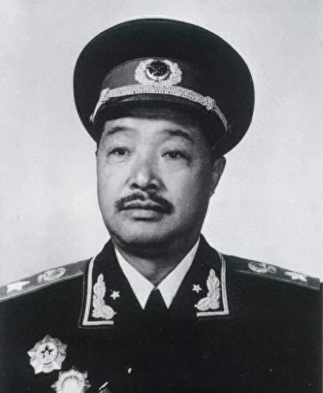 36位著名军事家中为何没有任弼时同志的名字？这真的是历史上的遗漏吗？1988年