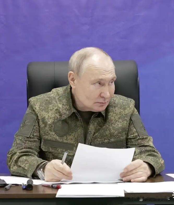 就在刚刚，乌克兰对莫斯科发动袭击。普京发出明确警告！12月28日，据德新社1