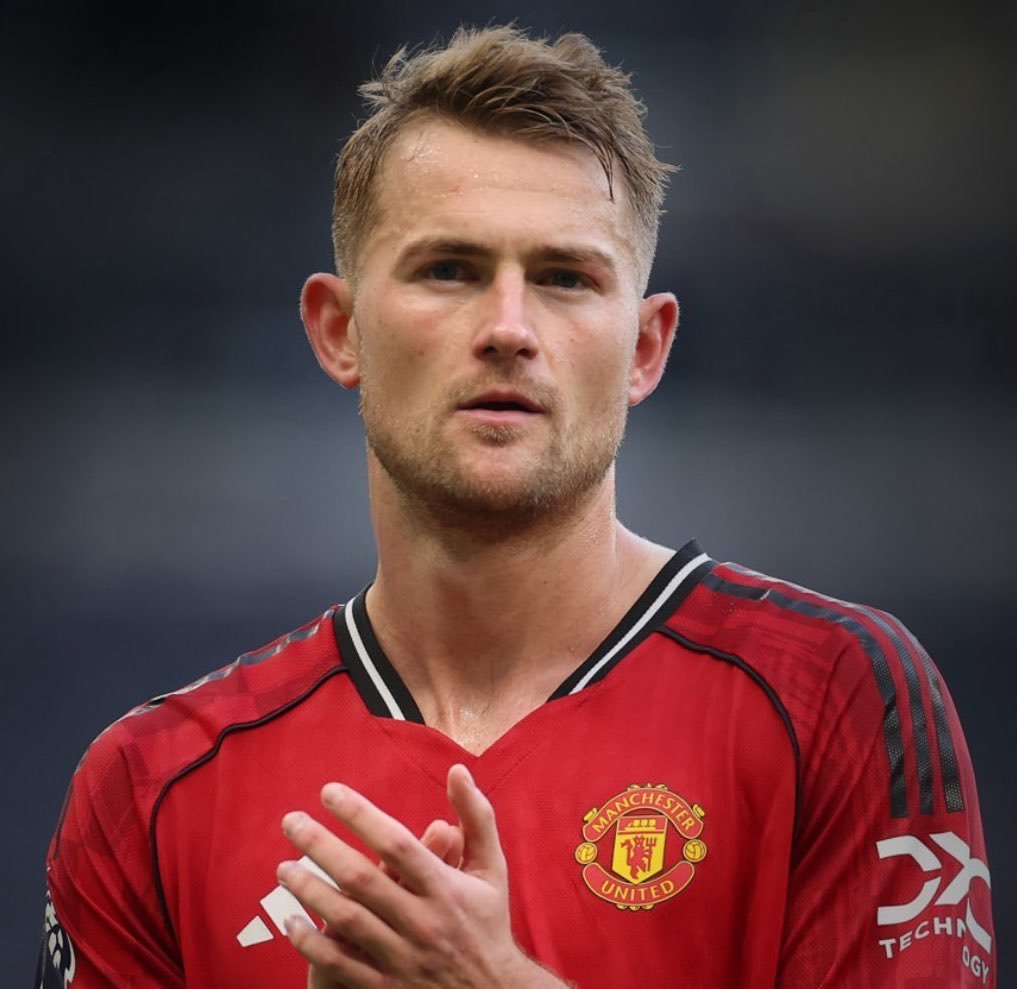 卡里克谈德里赫特：我不会说（完全没机会），完全不是。不，我倒愿意这么想，我当然希