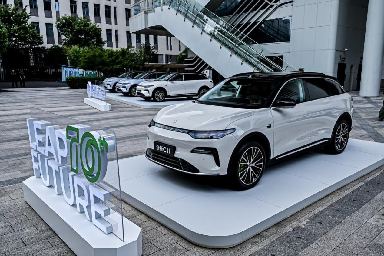 都是15万级新能源香饽饽，深蓝S07和零跑C11有啥差距？ 从市场销量和口碑