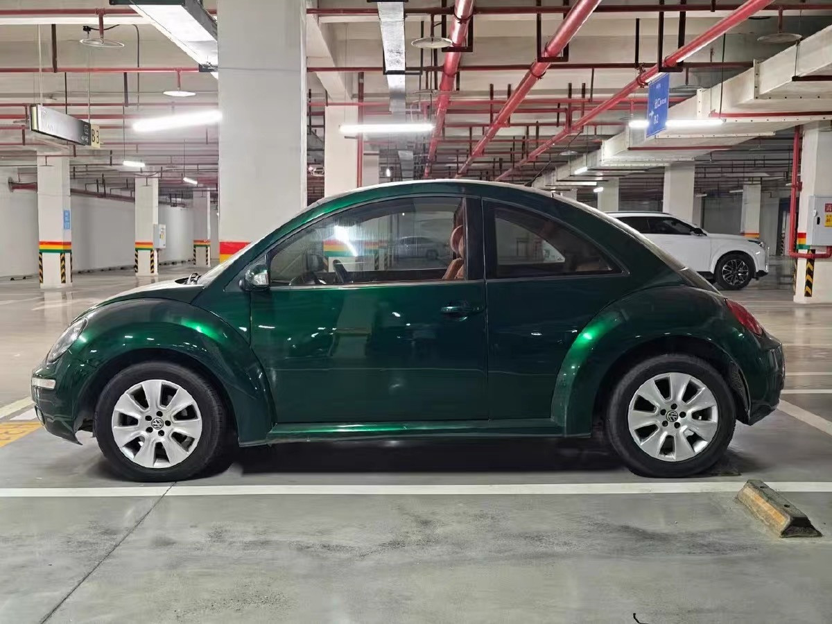 今天又开破烂出门了，虽然我天天喊破烂，但就这造型这2.0自动挡，怎么会有人想