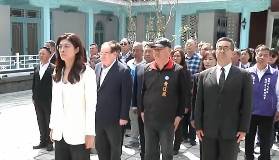 访陆前祭拜蒋介石，到南京会否进“总统府”？4月2日，国民党主席郑丽文在台湾祭拜了