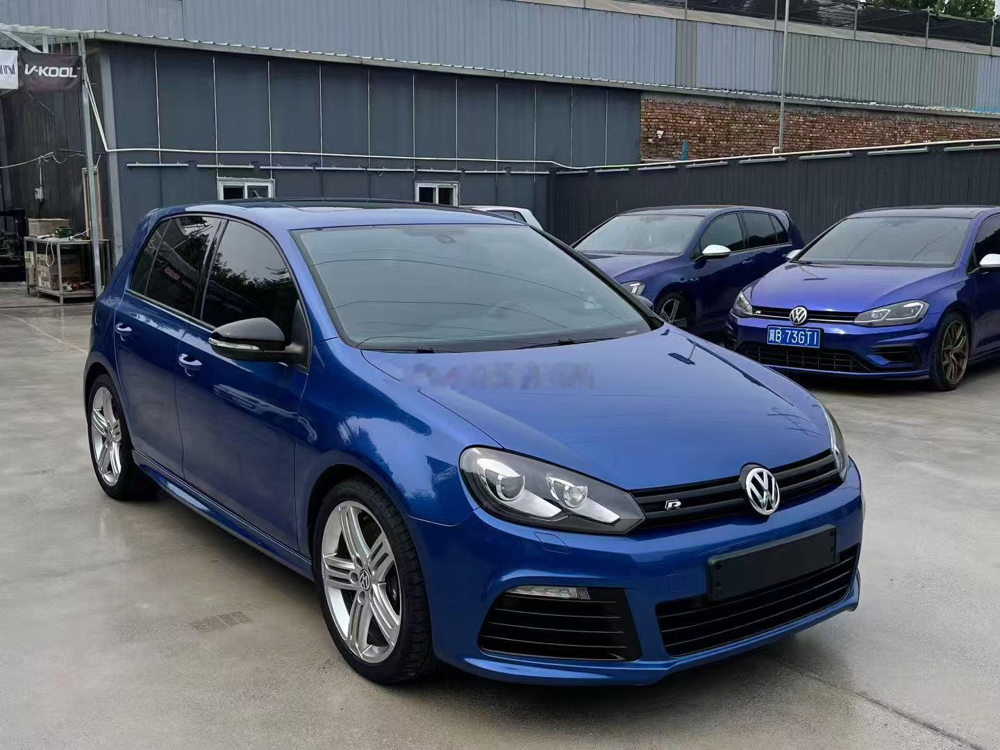 今天同行给我报了一台牛逼的车加牛逼的车况14年上户高尔夫R，一手户，8200公里