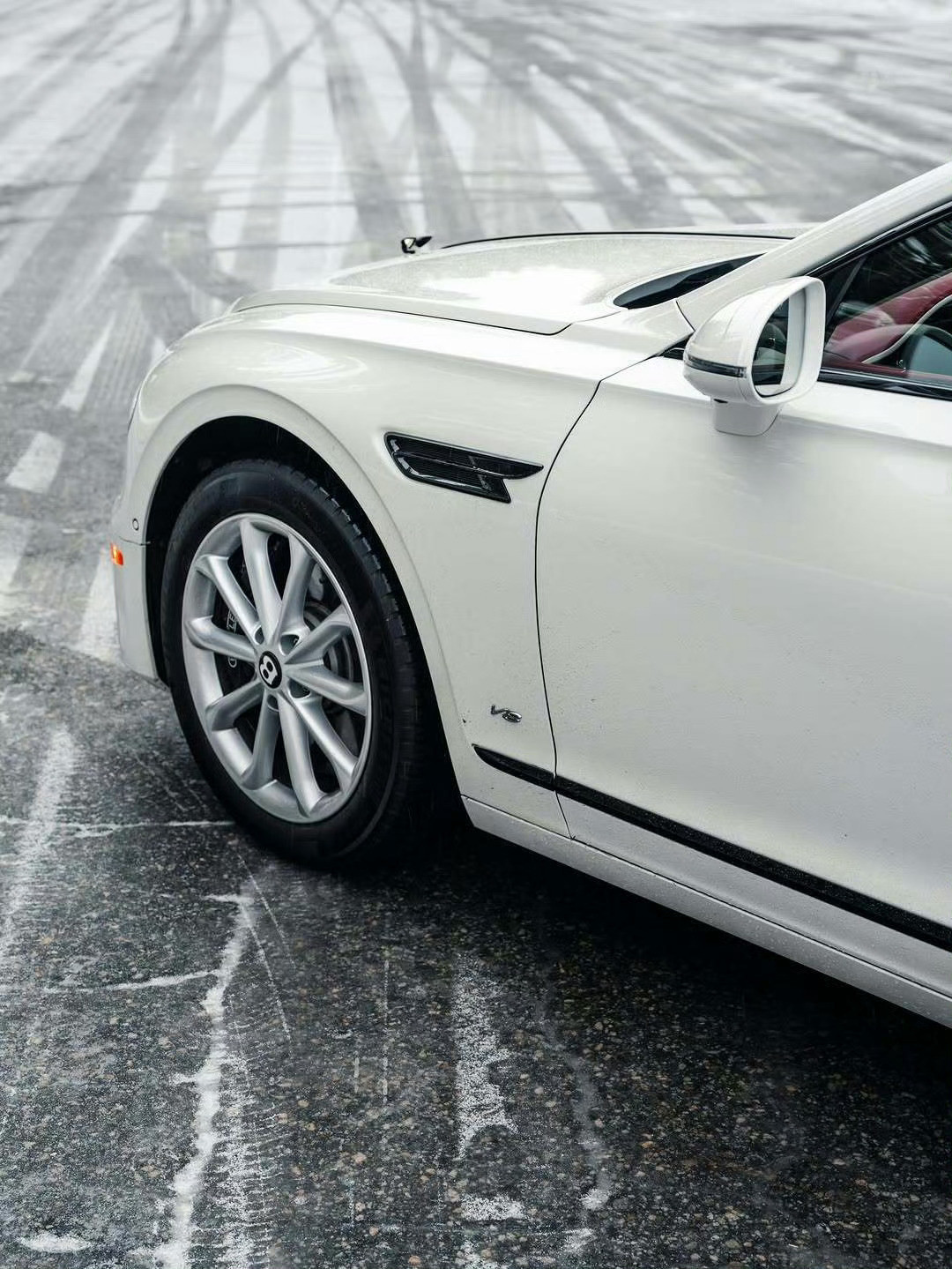 BentleyFlyingSpur｜宾利