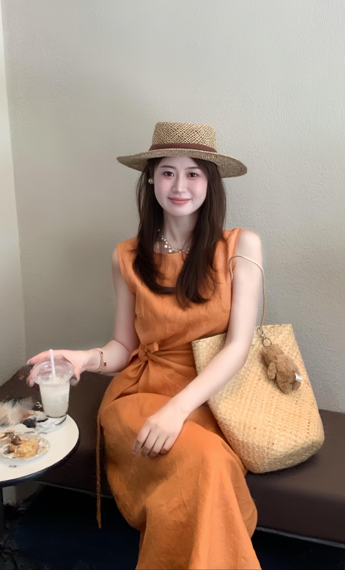 简约穿搭 显瘦连衣裙 美美的裙子 穿出高级感 夏季新款