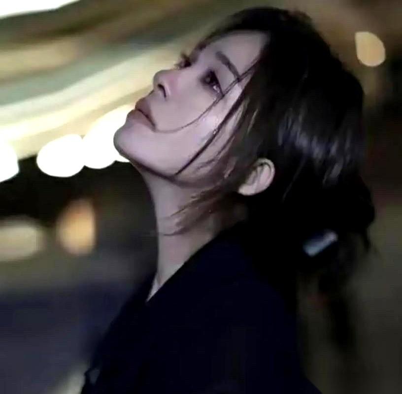 离了婚整整5年，居然还指望前夫一直包揽家里的取暖费、物业费和停车位费？就在刚刚