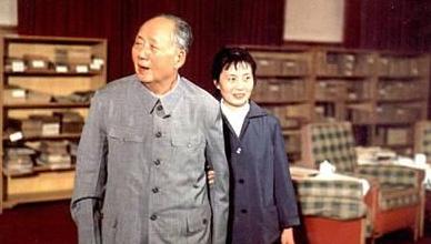 毛主席逝世前，发生1件怪事和2个巧合，是天意还是有所暗示？到底是天意还是意有所指