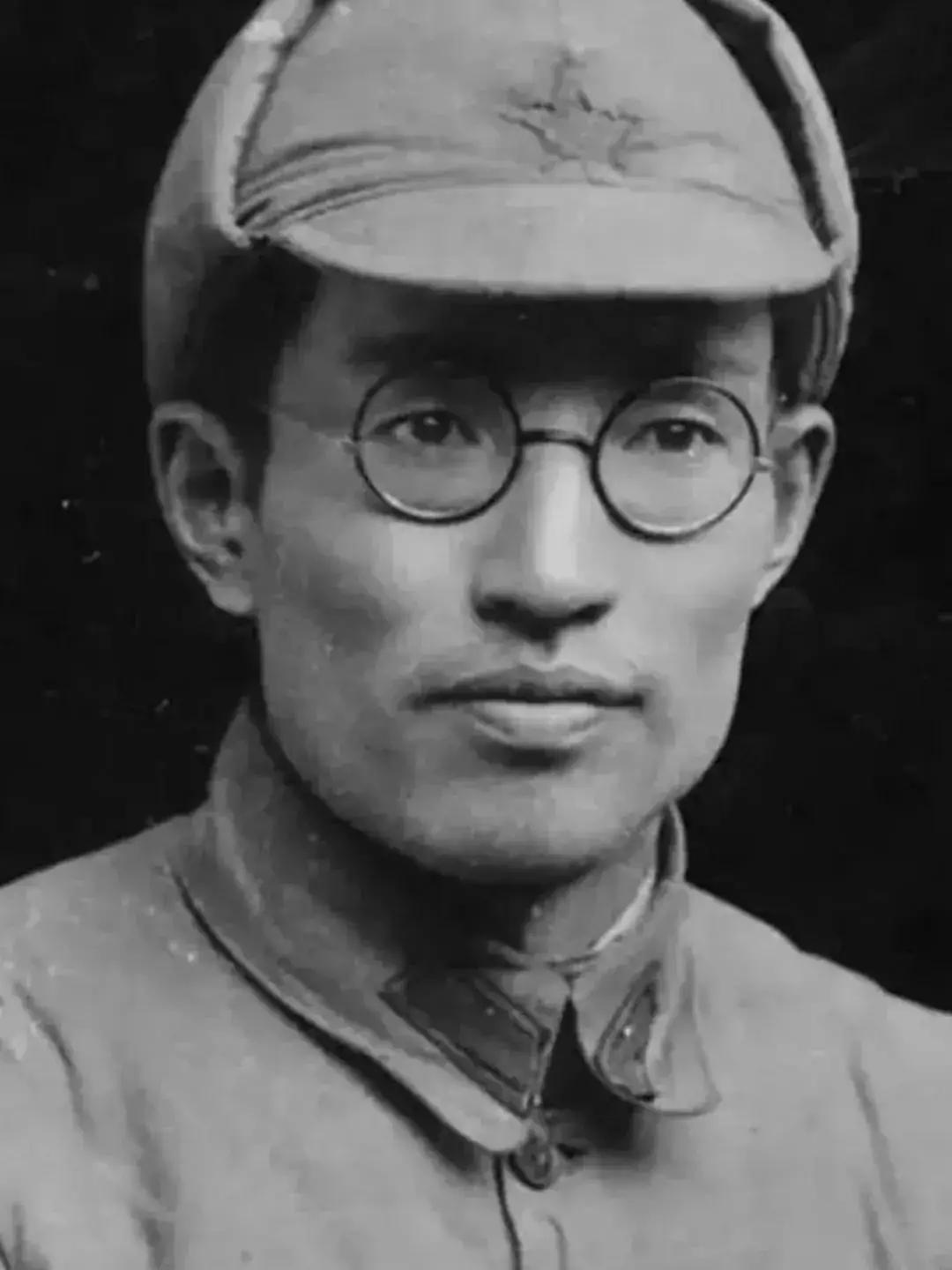 1940年，朱瑞当着全师干部的面，把115师骂得抬不起头，怒斥“整个师除了卫生工