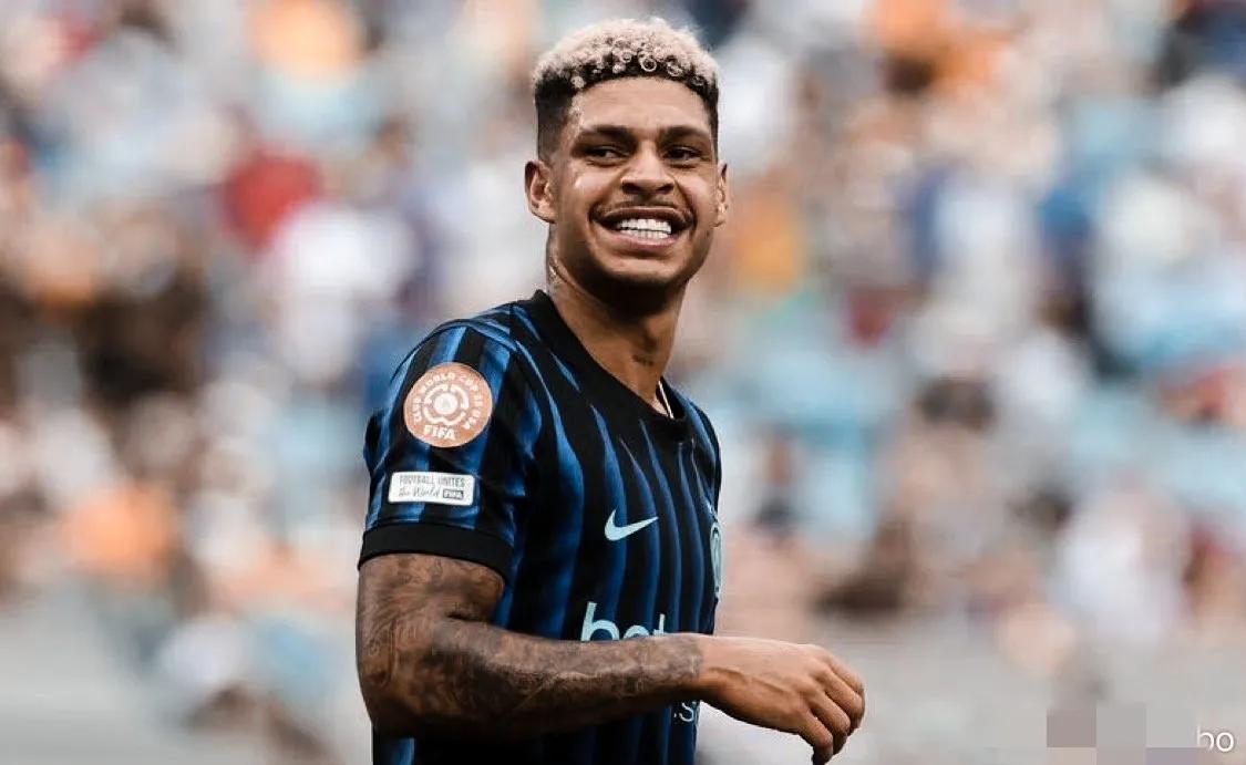 围棋里有句话叫：一子落，全局活！！国米亚特兰大这场，恩里克是下半场替补迪马尔科上