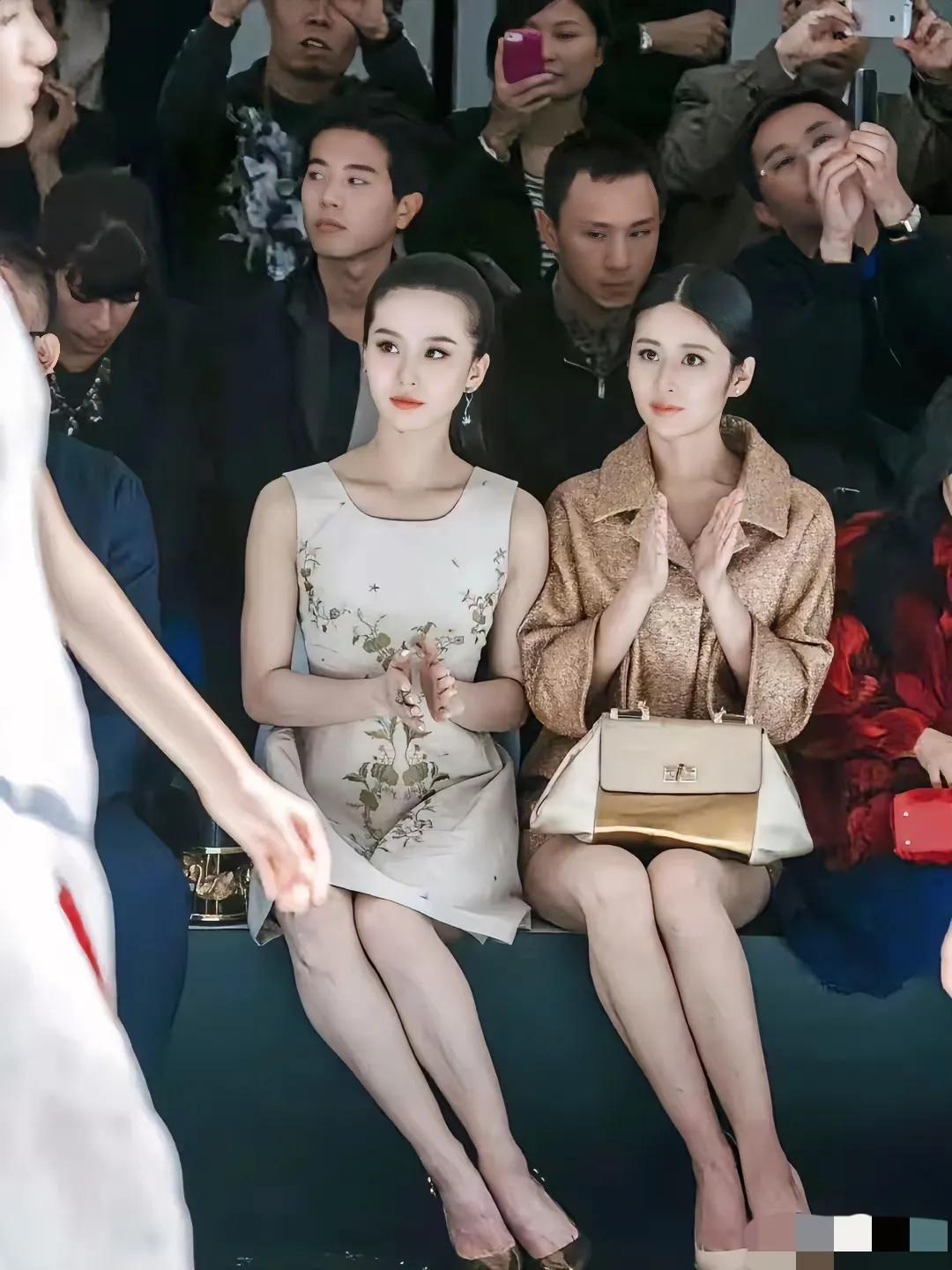 我的妈呀！被刘诗诗旁边的美女惊艳到了，这五官这气质太完美了，完全可以和刘诗诗相媲