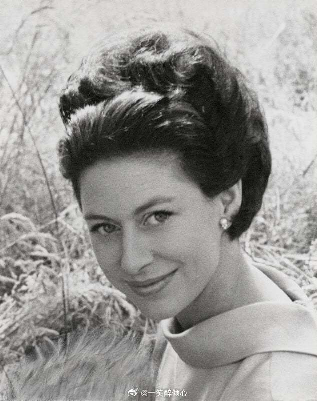 英国王室那些年，摄影师CecilBeaton爵士为玛格丽特公主拍摄过的经典