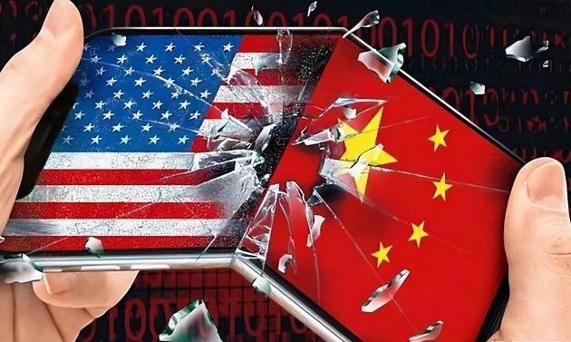 特朗普是导演，中日是演员，正当中日互斗，两国关系陷入历史最低点时，特朗普宣布向台