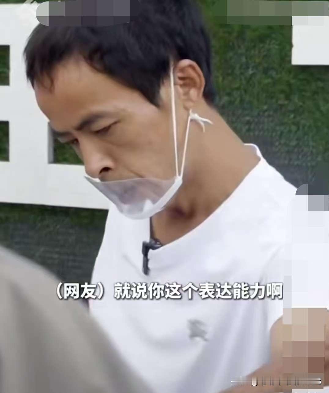 看来鸡排哥的采访相信鸡排哥会一直火下去，不是因为他提供给大家的情绪价值，而是