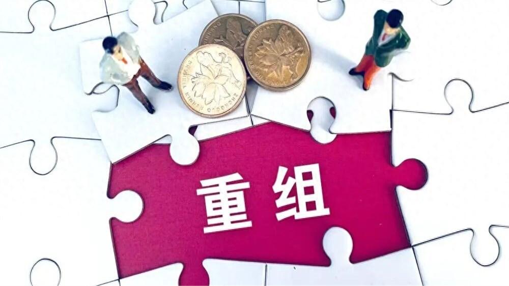 上个月他们开完业绩会，庆功宴上那个刚离职的前董秘喝多了，拉着我们几个老熟人叹气：