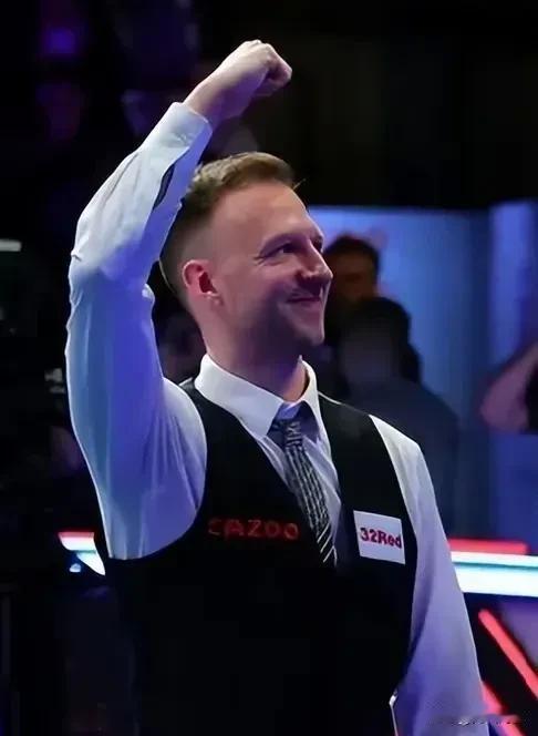 斯诺克王者惊天翻盘，中国天才止步半决赛，决赛对阵悬而未决。11月15日凌晨，斯