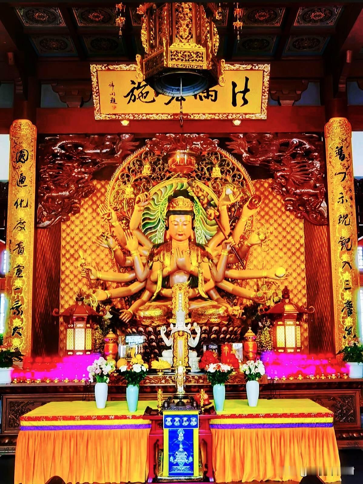 杭州有一处深藏不露的“观音秘境”，一踏入便令人为之震撼。鲜有人知，灵隐寺旁竟隐