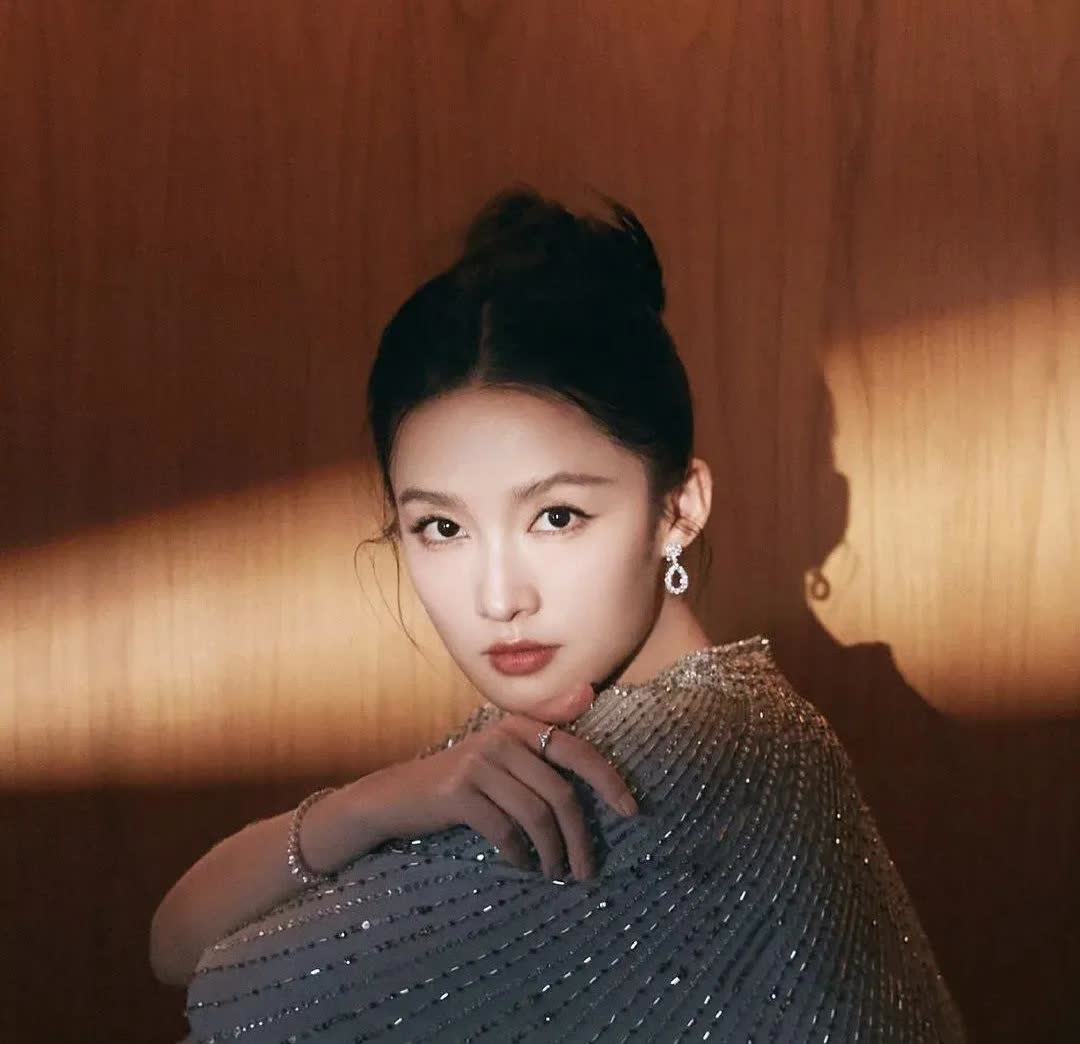 终于懂了李沁为啥怎么捧都不火！不是因为她的演技不行，也不是因为她的颜值不