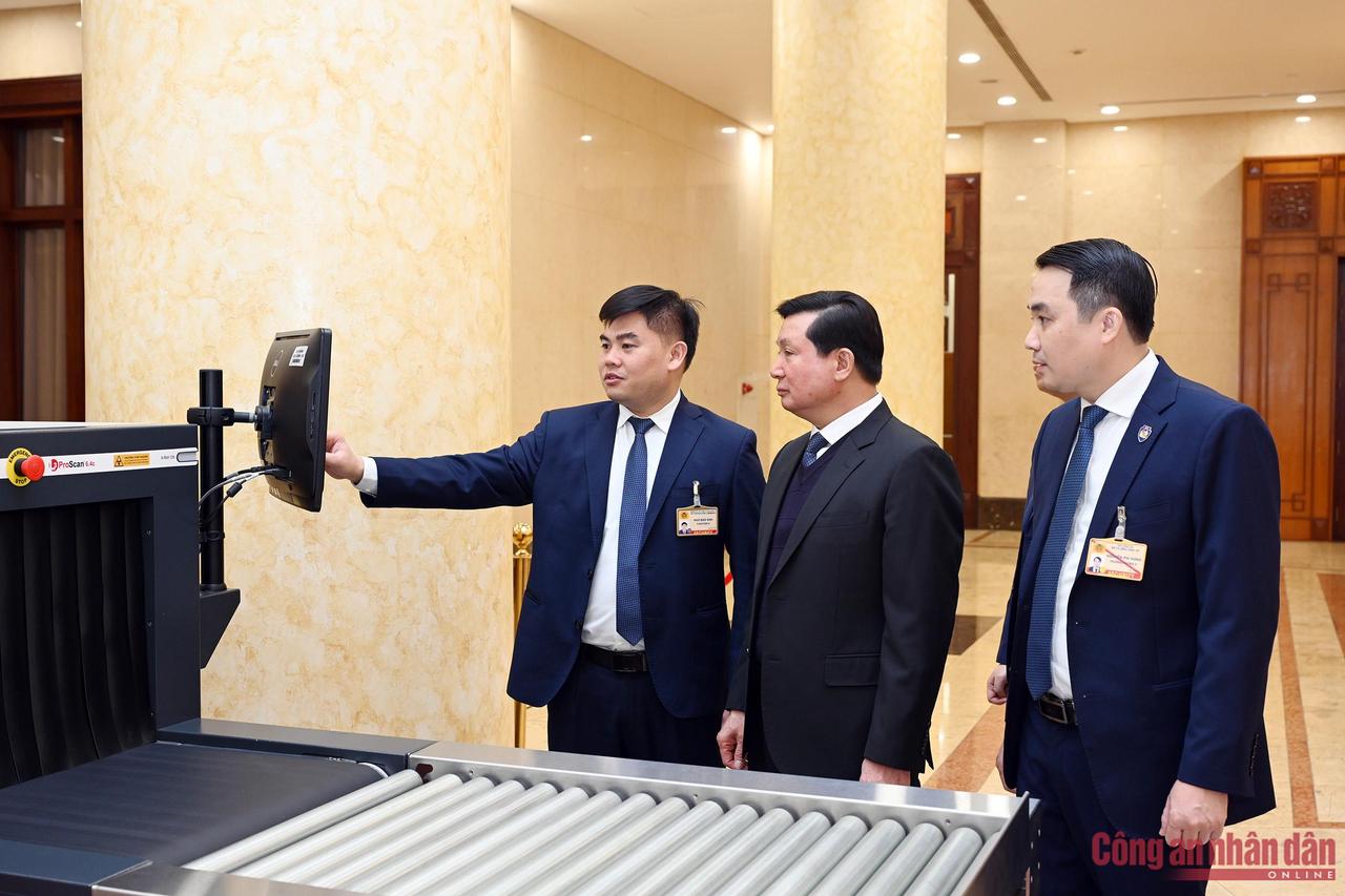 近期越南14大，安全保卫以及检查图片