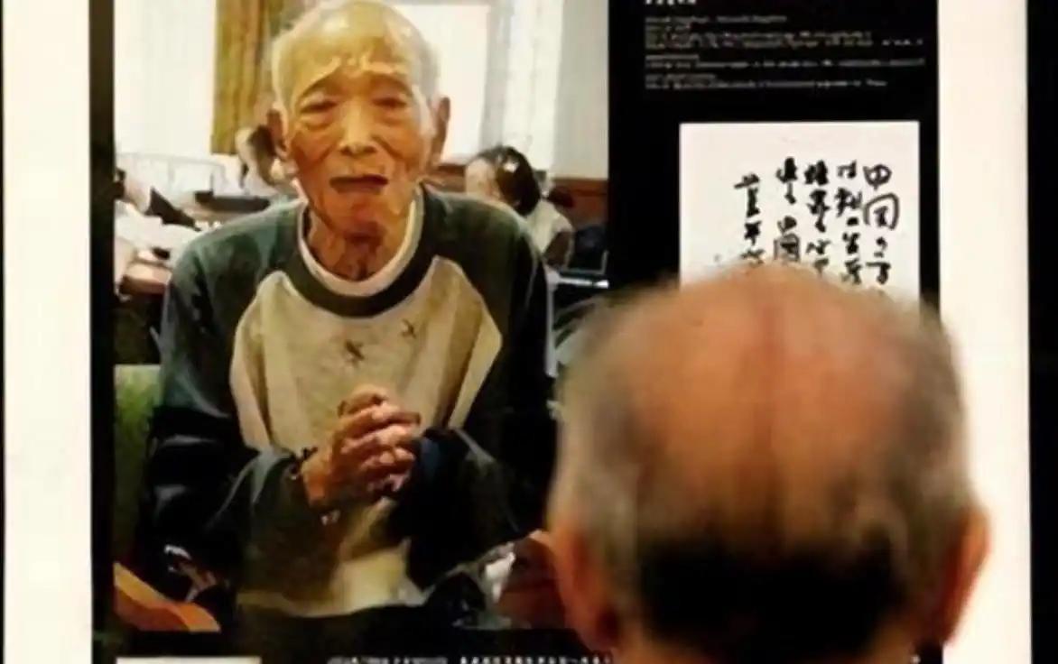 日本侵华老兵赤坚柏仓曾残害三十三名中国女性，晚年却痛失所有子孙！1945年8月