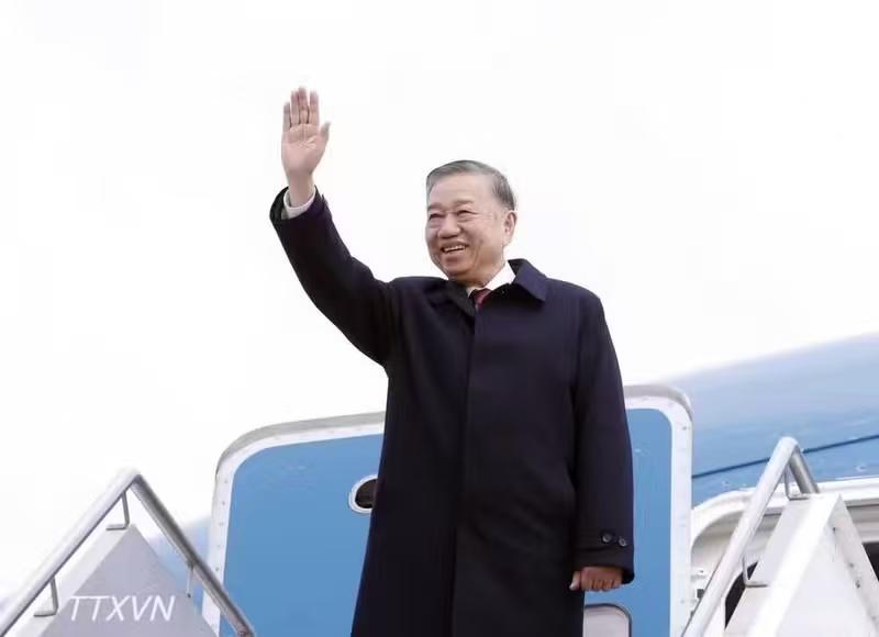 给予很高的礼遇！苏林结束对澳大利亚的国事访问，离开堪培拉时，送行的人员中竟然有澳