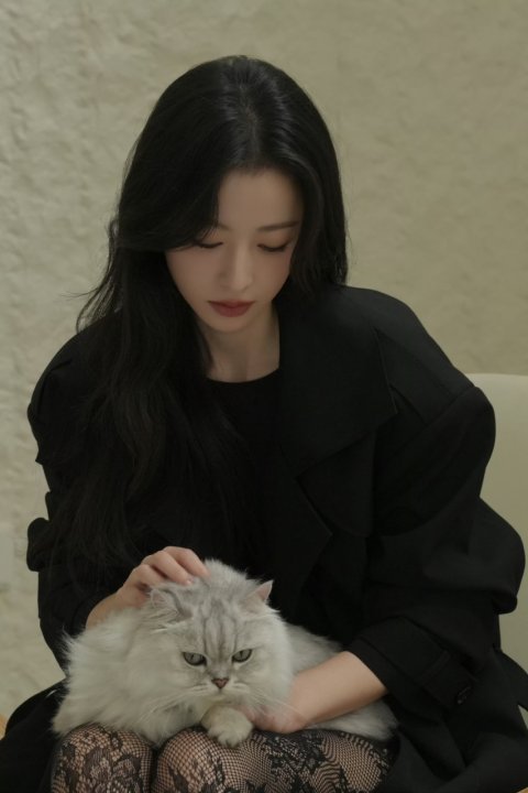 周雨彤蕾丝袜穿搭周雨彤与小猫同框周雨彤抱着小猫好温柔啊🙌​​​