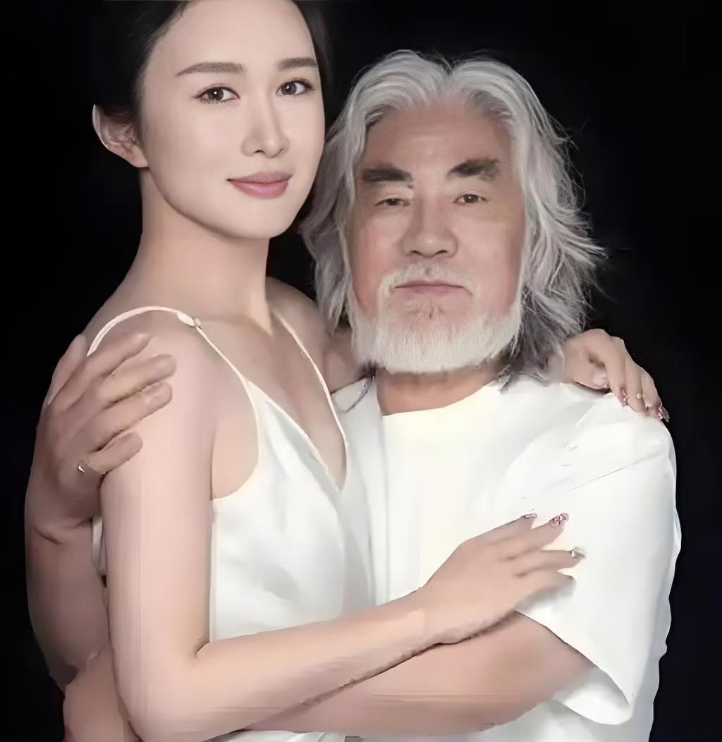 有句话我不太敢说知道张纪中两口子为什么一直生孩子吗？杜星霖对张纪中绝对是真爱，