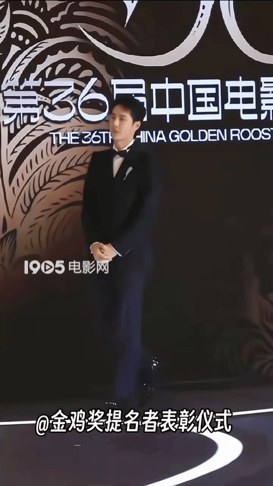内娱里说到仪态肖战王一博应该是第一梯队了吧王一博仪态​​​