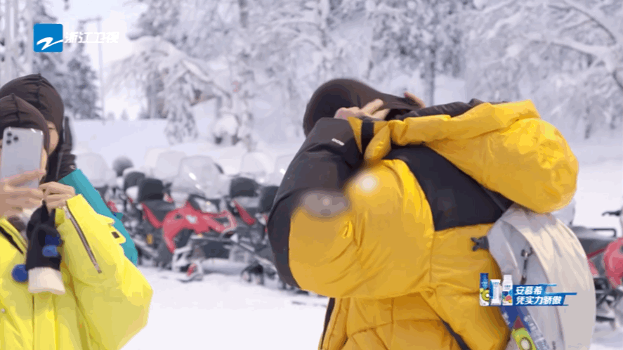 单看长相气质，很多人都误以为钟汉良个子不高，实则净身高185，反差感拉满😂