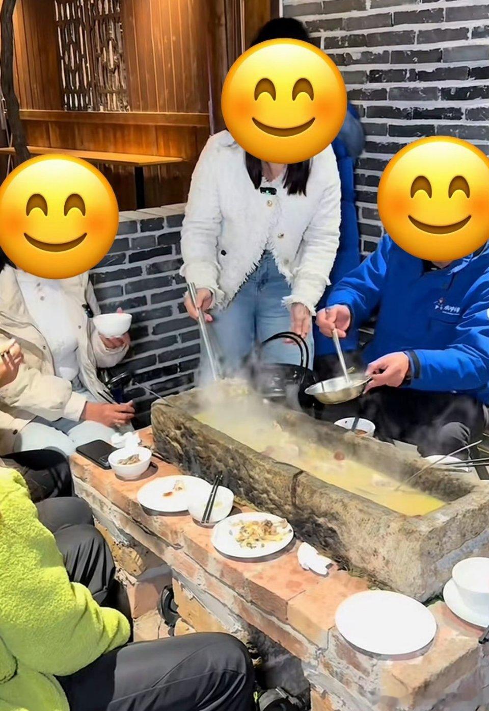 网红美食越来越邪门了.....