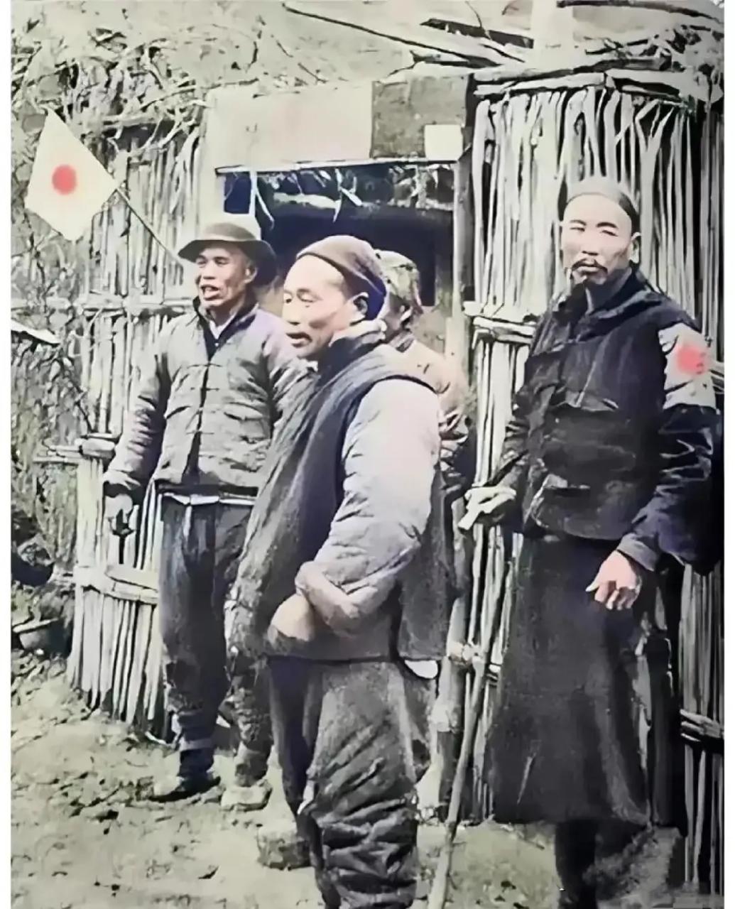 1937年，一个靠出卖同胞换取荣华的汉奸，为讨好日本军官，竟然把自己的女人当成礼