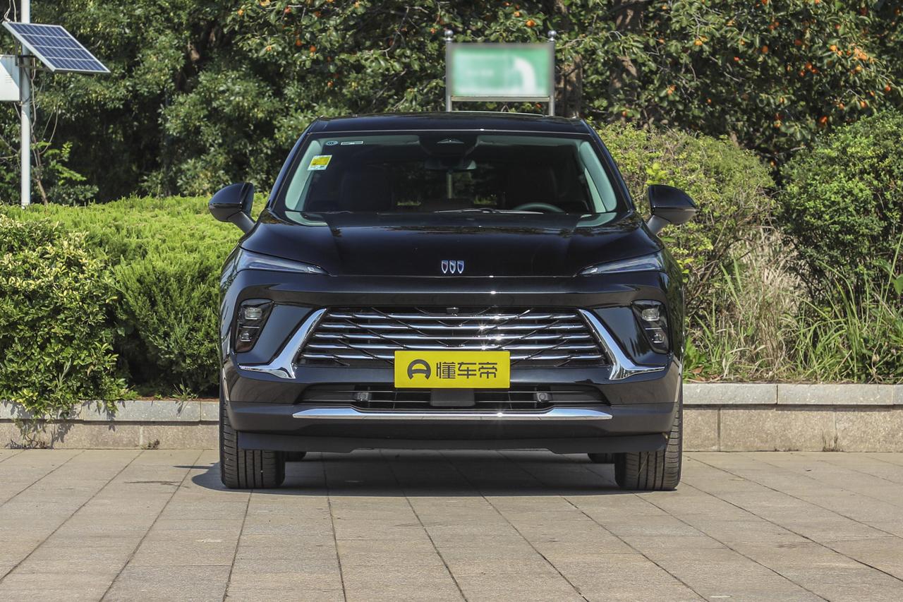 最近刷到好多人说2025款昂科威S白金版只要13.99万，我真去4S店问了，销售